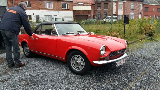 fiat 124.jpg