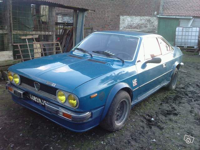 lancia beta bleue.jpg